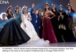 ISLAMABAD, JUN 29: Model wearing dresses designed by Portuguese designer Joao Rolo, walking on the ramp on the occasion of National Day of Portugal.=DNA PHOTO