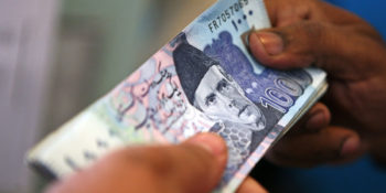 Kandahar police chief bans Pakistani Rupees