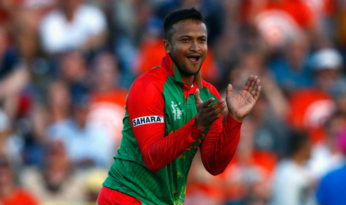 bangladeshi-star-all-rounder-shakib-al-hasan escapes chopper crash