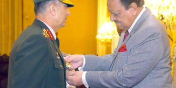 President Mamnoon Hussain and General Salih Zeki COLAK