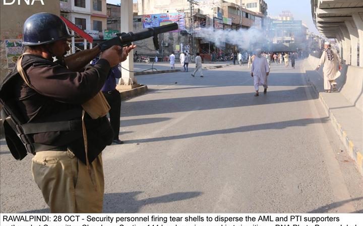 Police tear gas protesters en route to Islamabad from KP