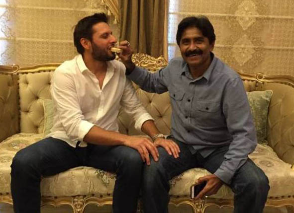 Miandad withdraws allegations against Afridi