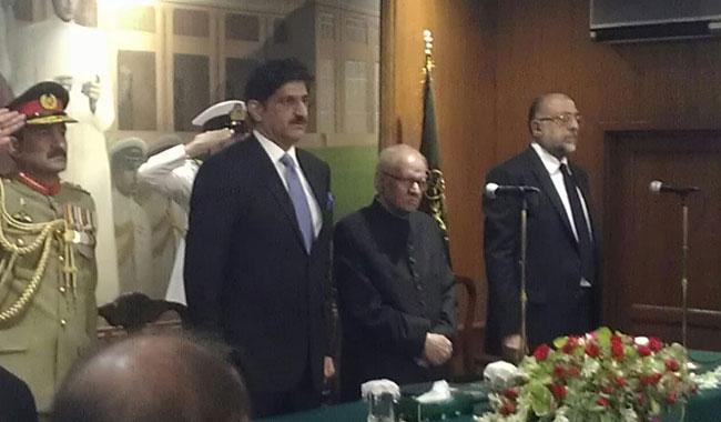 Justice Saeed-uz-Zaman takes oath as Sindh governor in Karachi