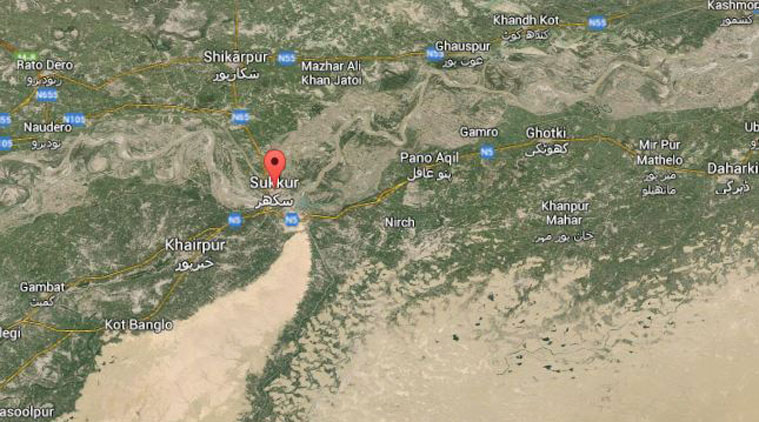 Five dead after bus overturns near Sukkur