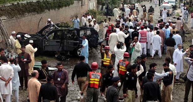 Roadside blast injured 8 in Peshawar