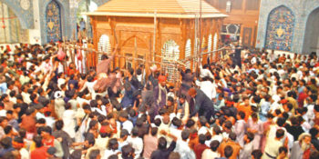 Over 15 martyred, several wounded as blast rocks Lal Shahbaz Qalandar's shrine
