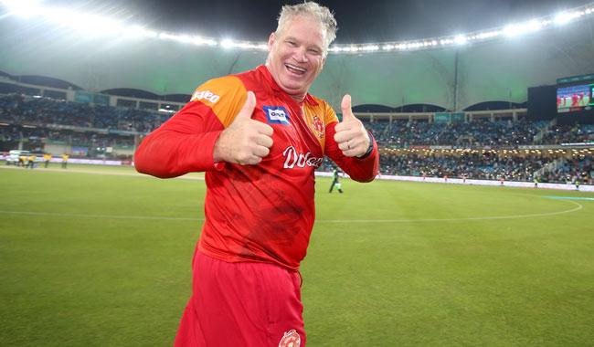 Islamabad United’s Dean Jones arrives in Lahore for PSL Final