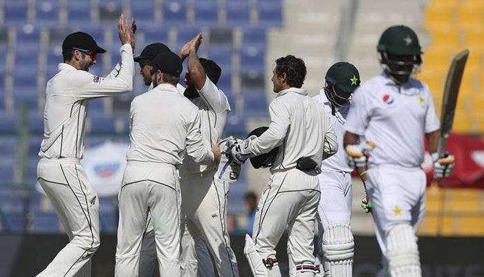 Pakistan lose final Test and series to New Zealand