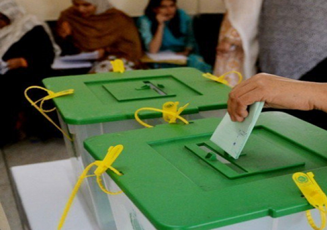 Voting underway in Karachi by-poll for PS-94