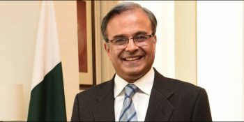 New Pakistani envoy to present credentials to Trump today