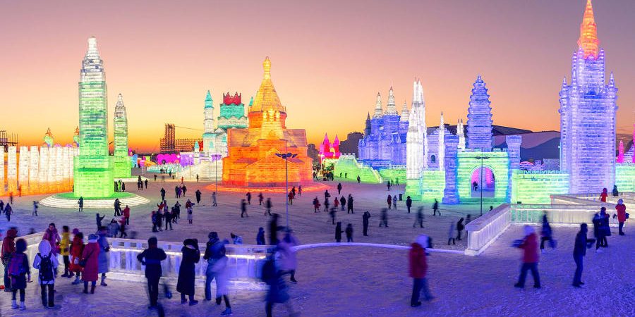 World's largest ice and snow festival kicks off in China
