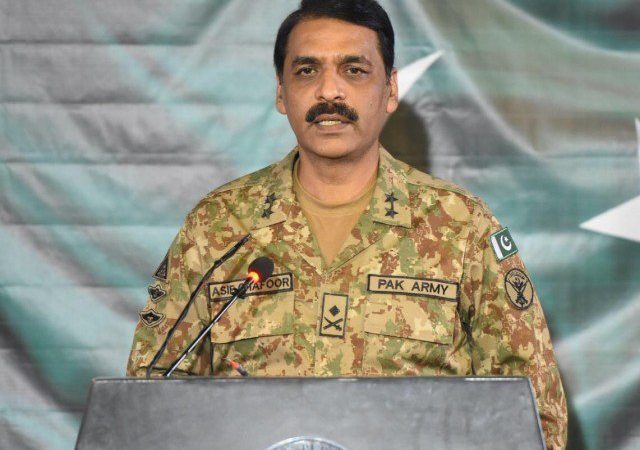Notices sent to Indian news channels for airing ISPR briefing