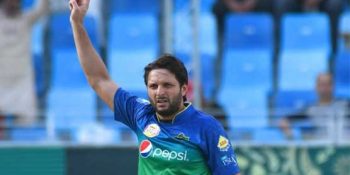 PSL 2019 - Multan Sultans bowlers strike, Islamabad United lose early wickets
