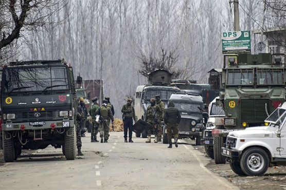 Indian police detain hundreds in Kashmir sweeps