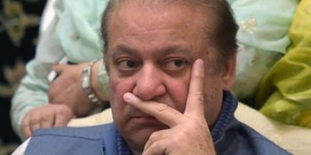 Two SC employees suspended for issuing Nawaz’s bail after court timings