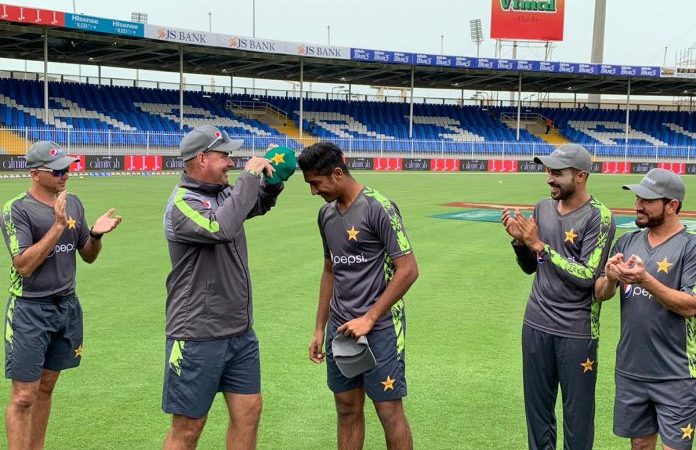 Hasnain debutes as Pakistan bat first in the second ODI