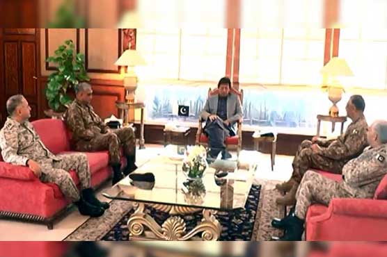 CJCSC, Service Chiefs calls on PM Imran, discuss security situation