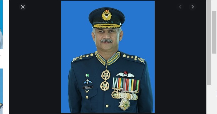 Air chief pays tribute to PAF war veteran group captain (retd) Saif ul ...