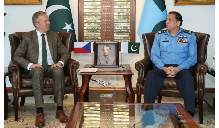 Czech envoy calls on Air Chief, lauds PAF’s professionalism