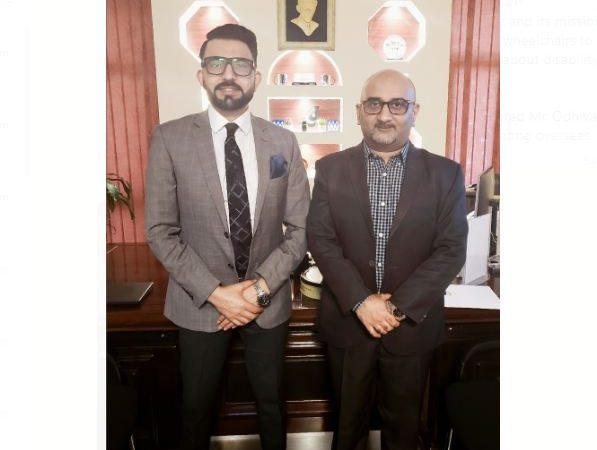 Niaz Founder meets Consul General of Pakistan in Dubai