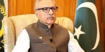 President Alvi denies signing Official Secrets, Army Act amendment bills