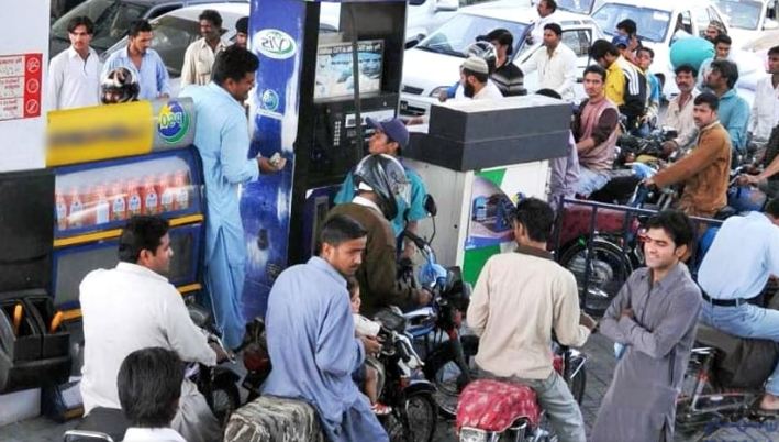 Petrol Prices from October 1st, 2023 may go down by Rs15/litre