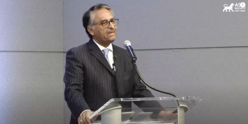 Pakistan's attempts at peace met with obstruction by India: Jilani