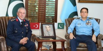 Commander Turkish Air Force visits air headquarters