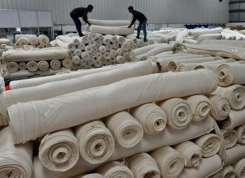 Value-added textile exporters term gas tariff hike disastrous for export