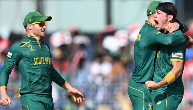 Pak vs SA: South Africa restrict struggling Pakistan to 270 in must-win game