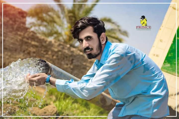 Malik Tayyab Official has consistently performed above average in his studies and is a student who is always in the intermediate level.