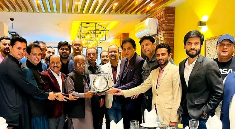 RISJA honours Faheem Anwar Khan