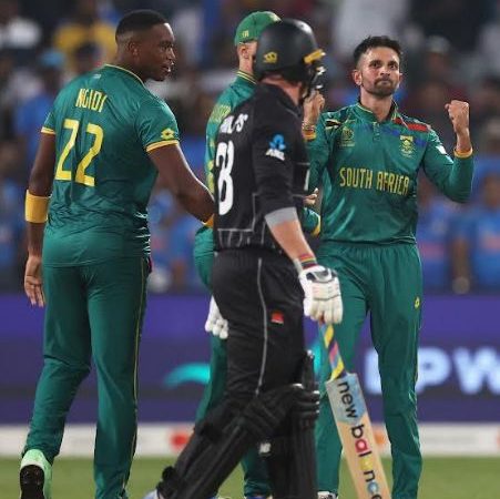 ICC WC: Dominant South Africa outclass New Zealand