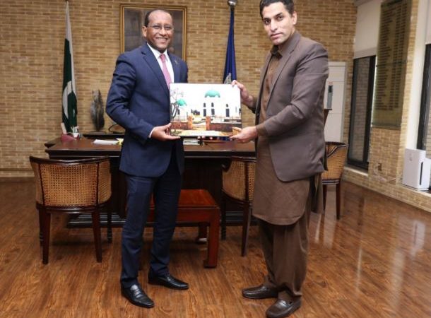 Ethiopian ambassador discusses city-to-city collaboration with CDA chairman  