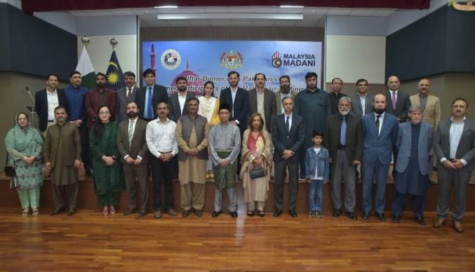Malaysian envoy hosts iftar dinner for the MTCP ex-participants