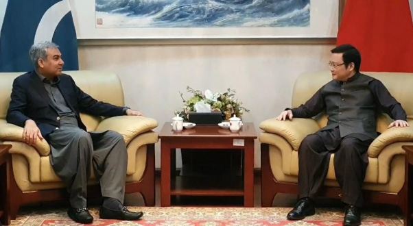 Minister assures Chinese Consul General of safety measures for Chinese nationals in Pakistan