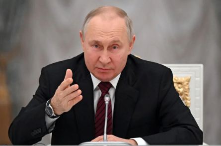 Putin fears World War III
