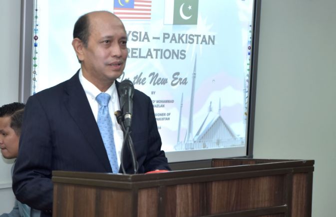 Ambassador Dato' Azhar explores ASEAN role and foreign policies at Bahria University