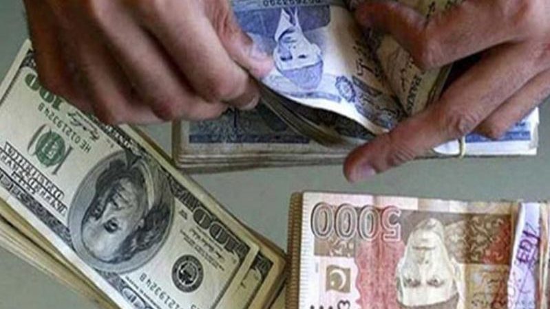 Rupee gains 07 paisa against dollar