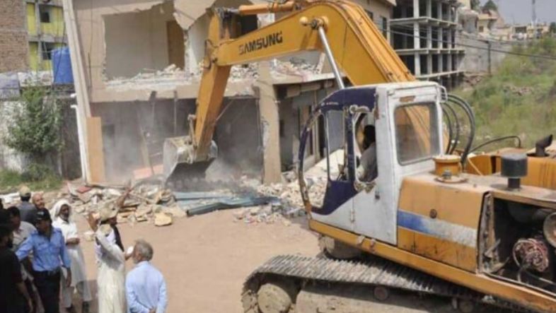 Distt admin targets illegal encroachments in ICT