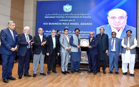 ICCI honours Bashir Janmohammad  with business role model award