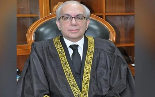 SC defers hearing on review plea against defection clause due to Justice Munib Akhtar's 'excuse'