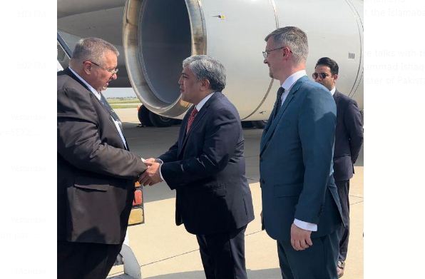 Russian Deputy PM Alexei Overchuk arrives in Islamabad