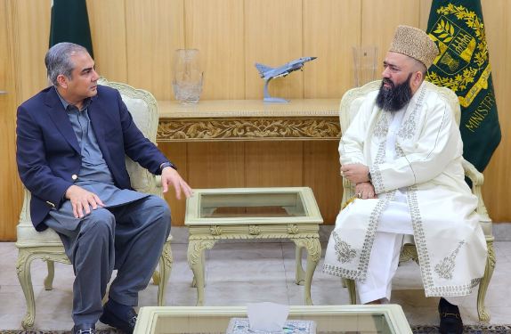 Interior Minister, Ruet-e-Hilal Chairman discuss national unity