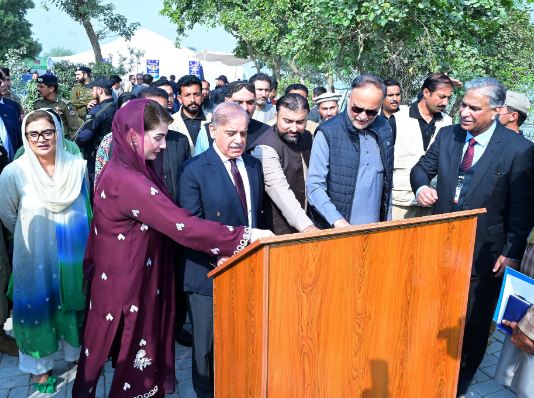 PM Shehbaz Sharif inaugurates water flow in Kachhi Canal