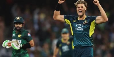 Australia beat Pakistan in thriller to clinch T20I series