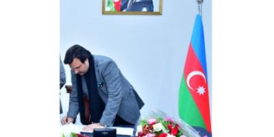 ICCI acting president signs condolence book at Azerbaijan embassy after fatal crash