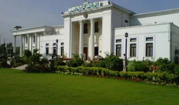 KP draws flak for record-breaking 33-member cabinet with 12 special assistants