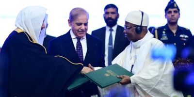 PM witnesses historic MoU signing between Muslim World League and OIC