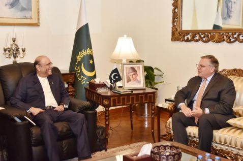 US Ambassador Blome makes farewell call on President Zardari